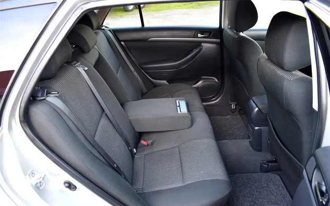 Toyota Avensis cena 18900 przebieg: 220000, rok produkcji 2006 z Elbląg małe 704